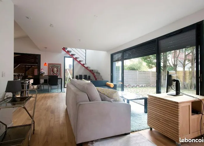 1km From Forest And For 6 Villa Anglet